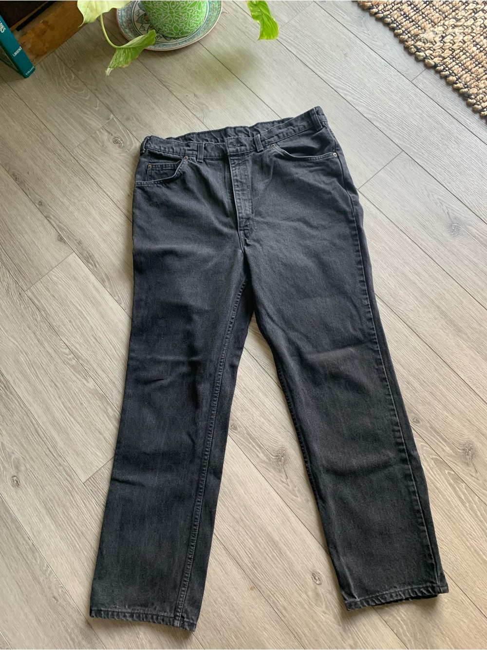 80s 90s Orange Tab black Levi's